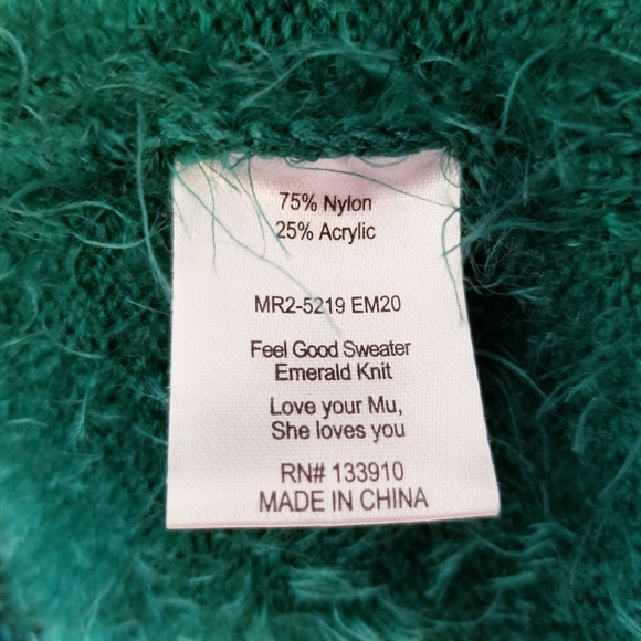 show me your mumu  feel good sweater crew soft knit oversized cozy emerald green - Picture 5 of 6
